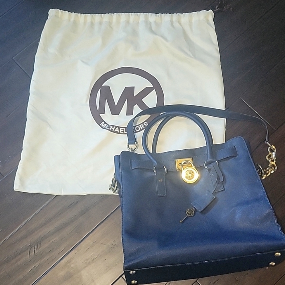 Michael Kors Hamilton bag with dust bag
